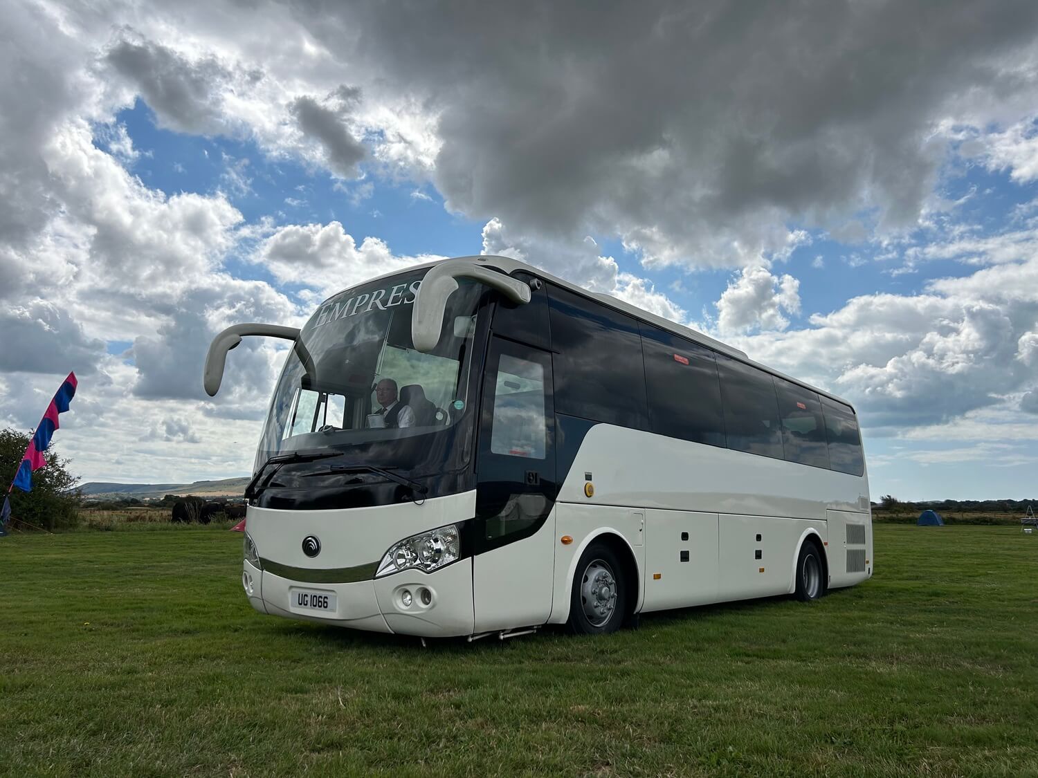 35 seat coach